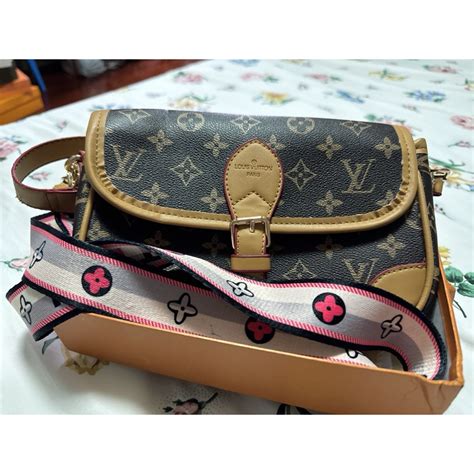 louis vuitton ลาย